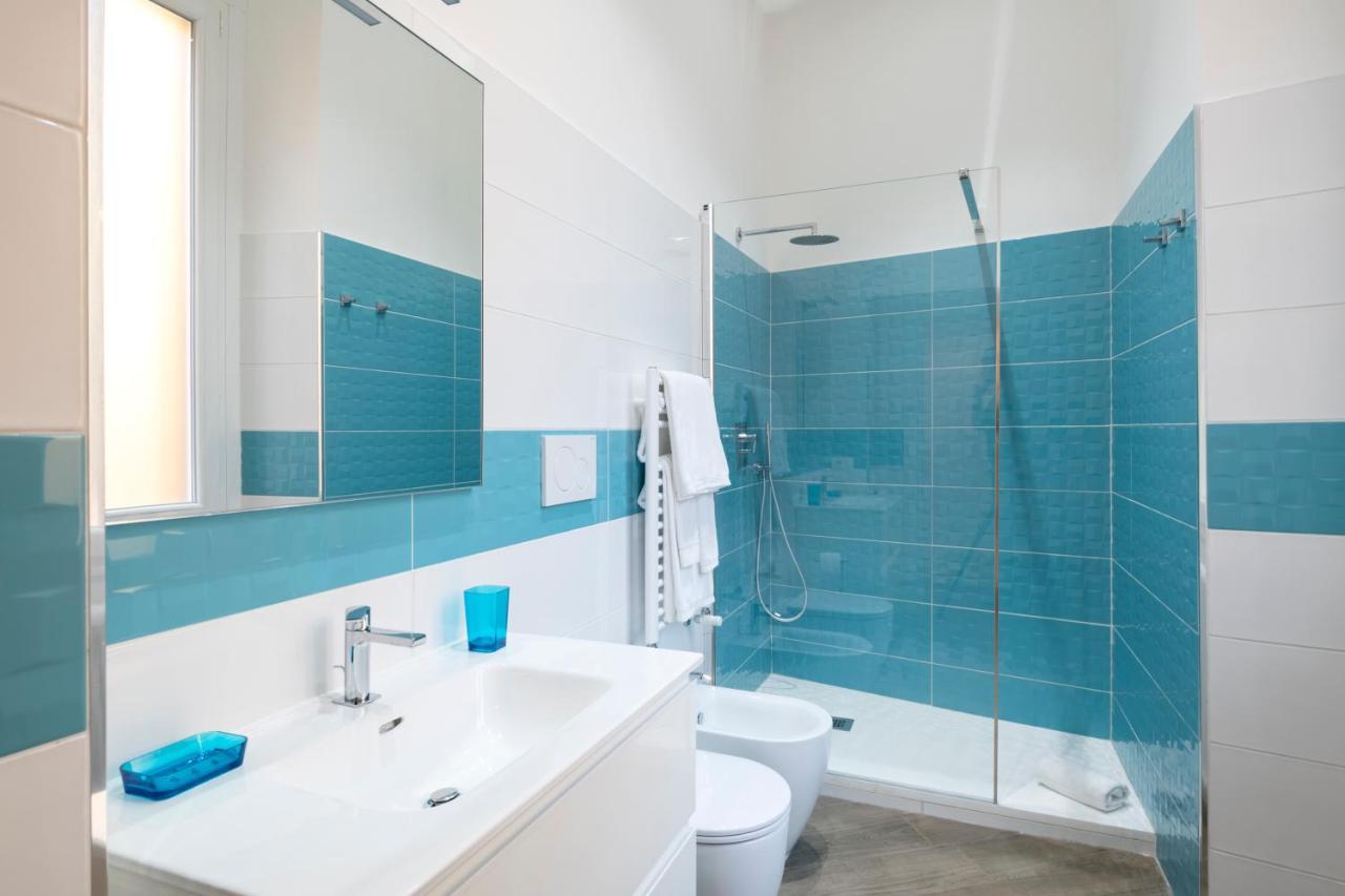 White Flat Cross Apartment Rome Bagian luar foto